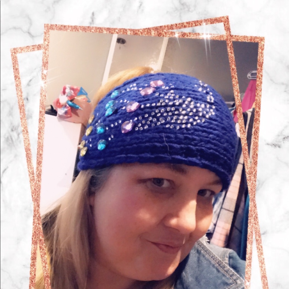 Knitted Headbands! Also ear covers!